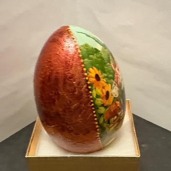 Vibrant Ukraine Wood Hand-Painted Easter Egg with Folk Scene - Picture 6 of 10